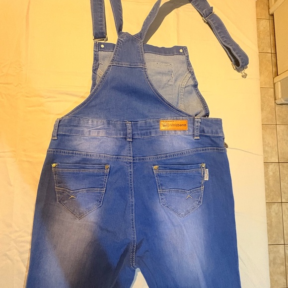 Woman’s skinny overalls - Picture 2 of 2